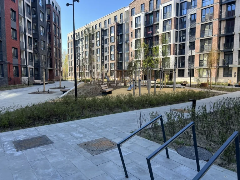 Благоустройство территории ЖК «Аэро» в Калининграде